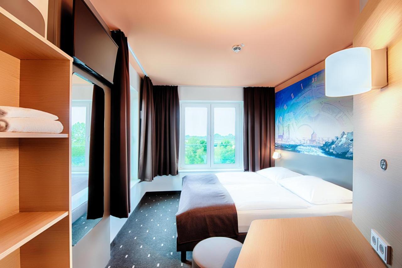 B&B Hotel Rostock-Hafen Exterior photo